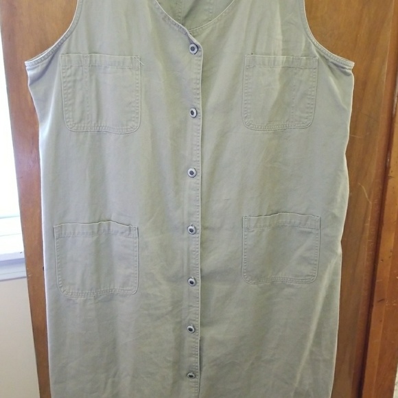 Jumper - Picture 2 of 3